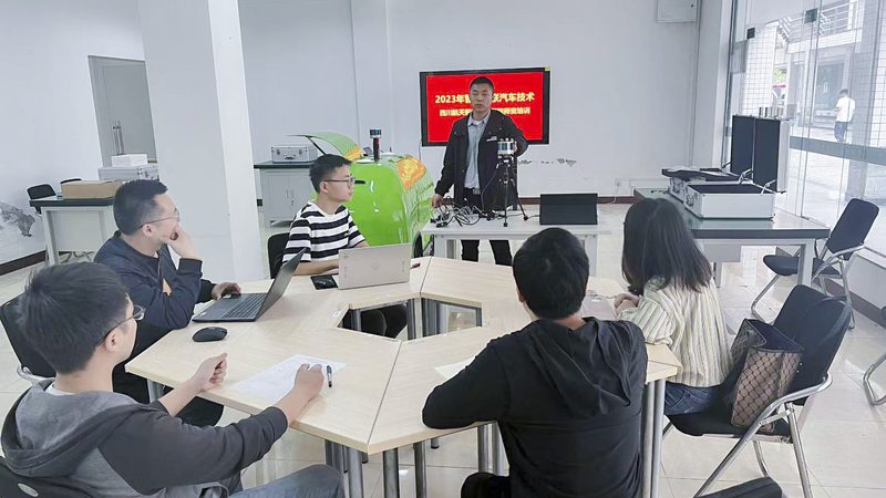 小标题：退费政策的重要性